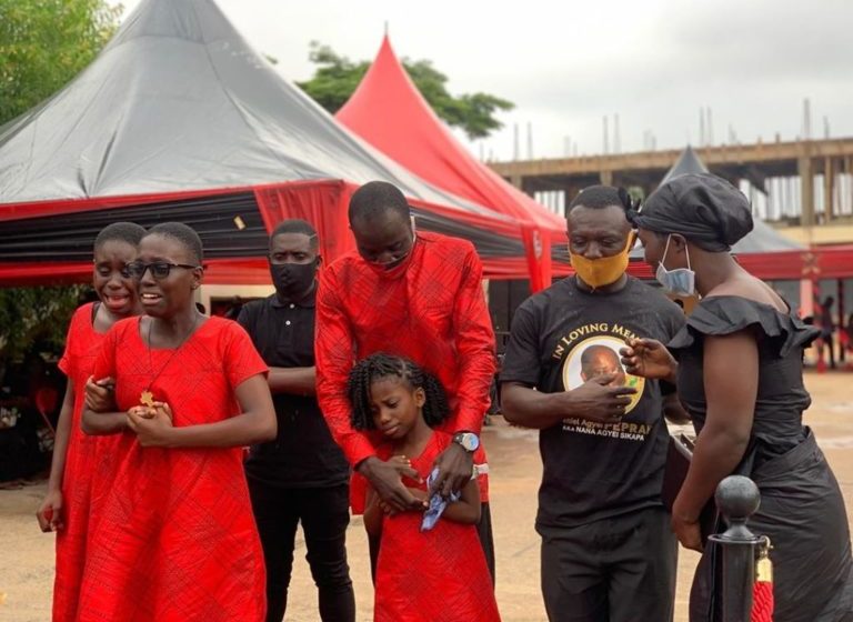 Nana Adjei Sikapa’s Wife And Children Weeps At His One Week Commemoration – Watch Sad Video