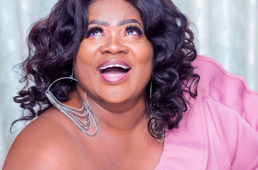 Mercy Asiedu’s flaunts her luxurious hall