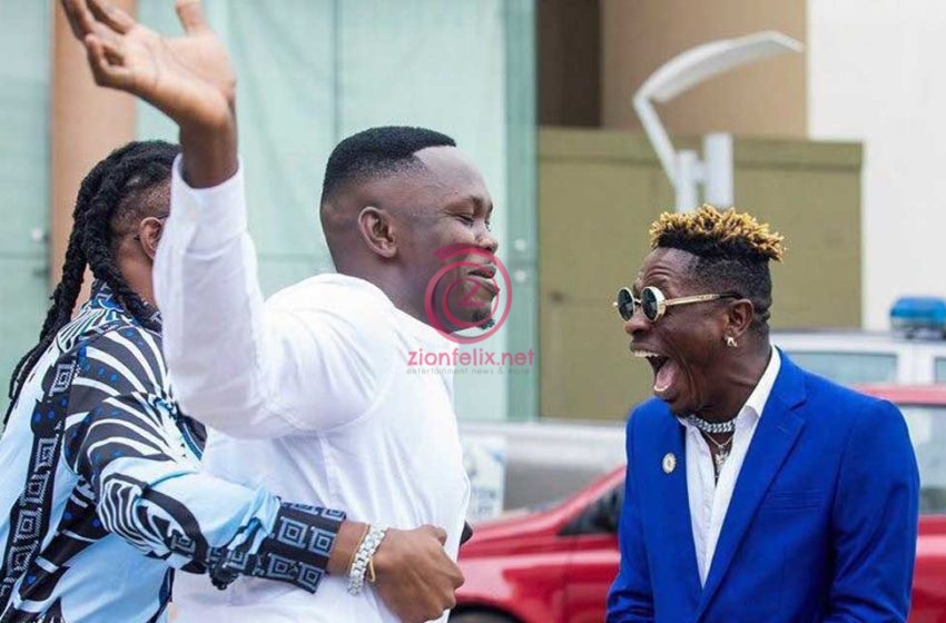 Shatta Wale And Stonebwoy’s Former Manager, Blakk Cedi Meet Publicly In A Long While And Hang Out (Video)