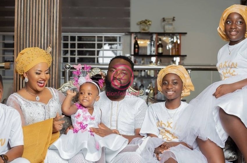 Mcbrown And Husband, Maxwell Lit IG With Beautiful Family Portrait With All Their Children As Baby Maxin Turns Two Years Old