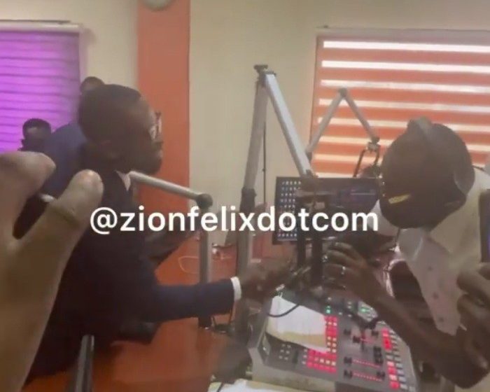 Bola Ray Unveils Foster Aggor As The New Host Of Starr FM’s Drive Time Show (+Video)