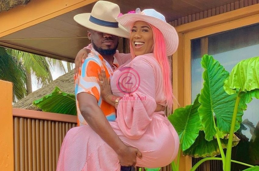 Check Out How Eugene ‘Nkonkonsa’ Nkansah And His Beautiful Wife, Victoria Lebene Arrived At VGMA22 After The Recent Brouhaha – Video