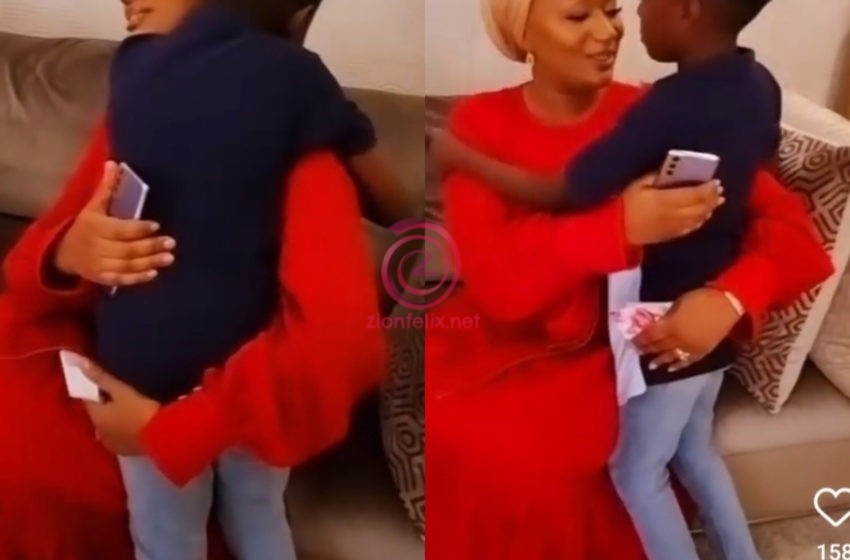 Mother And Son Affair: Watch The Moment Samira Bawumia’s Young Son Prayed For Her On Her Birthday