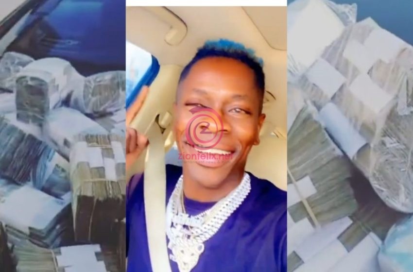 VIDEO: Shatta Wale Flaunts Bundles Of Cash On Social Media To Prove He Is The Richest Musician In Ghana