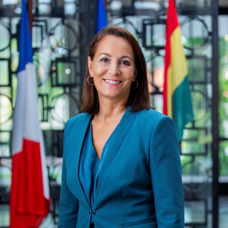 Former French Ambassador Tells Ghanaian Authorities To Give Diplomatic Passports To These Musicians
