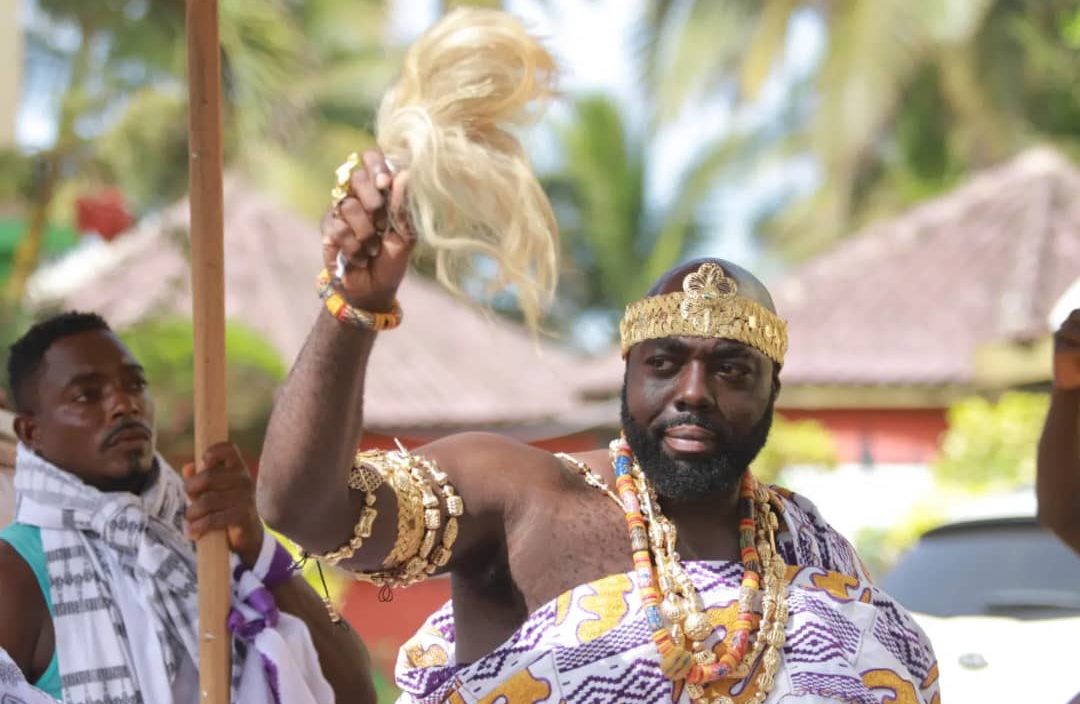 Black American, Rashad McCrorey Gets Enstooled As The Nsrahwehen (Tourism Chief) of Iture, Elmina – Watch Video