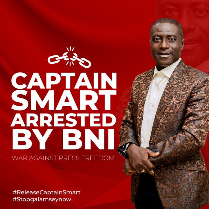 Captain-Smart-NIB-pickup