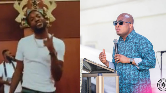 They must all be fired - Angry Okudzeto Ablakwa fumes at the workers at the Jubilee House who allowed Meek Mill to shoot a video using the president's podium They must all be fired - Angry Okudzeto Ablakwa fumes at the workers at the Jubilee House who allowed Meek Mill to shoot a video using the president's podium