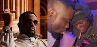 More Fire! Sarkodie Spotted Smoking With Jay Bahd Amid Drama With Yvonne Nelson – Watch Video