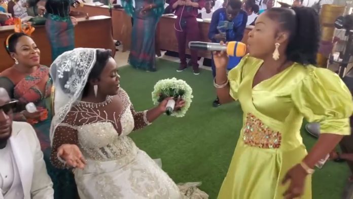 Mabel Okyere - performing Anuonyam at Tima wedding