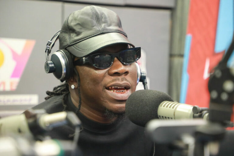 “I react to criticism with a lot of applause” – Stonebwoy