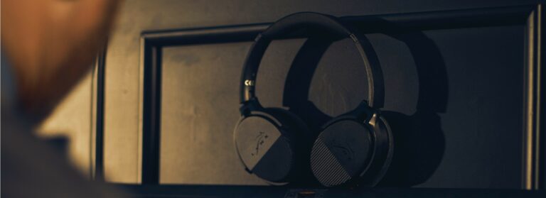 Lynx Electronics Debuts First Gadget, Lynx Reverb Headphone, Now Available