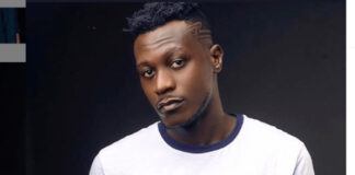 Keche Joshua Beats A Retreat As Netizens Blãst Him For Saying Yaa Jackson Sings Better Than Gyakie – Watch Video