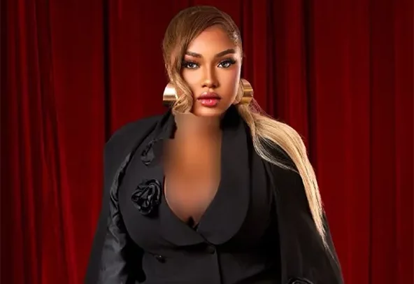Nana Adwoa Lovia
